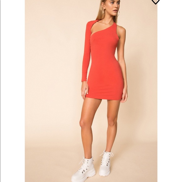 Dress - Picture 3 of 3